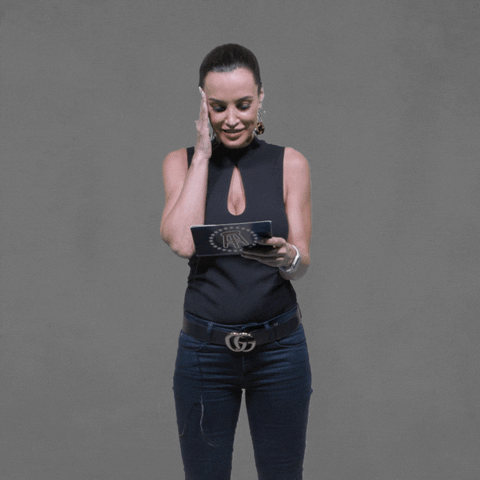 giphy.gif